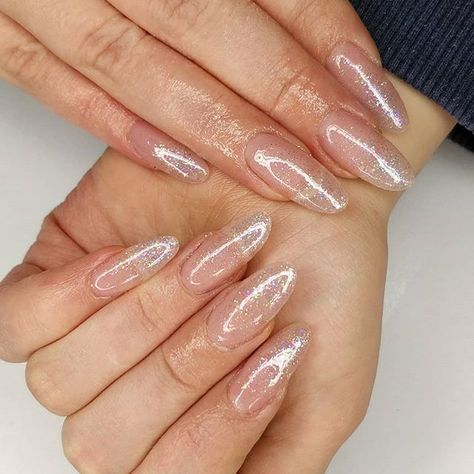 Wanna go for something simple but still sparkle? Our gal #nafsharon got ya coveredA sleek translucent acrylic set with a layer of glitter#nafacrylics Oct Nails, Clear Glitter Nails, Oval Acrylic Nails, Short Oval Nails, Nails Clear, 2022 Nails, Nail Aesthetic, Almond Acrylic, Clear Acrylic Nails