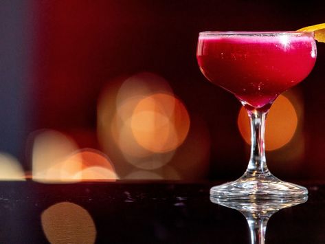 Pennsylvania Is Very Close to Letting Restaurants Sell Takeout Cocktails Cocktail Tools, Food Order, Mixed Drinks Alcohol, Cocktail Lounge, Clear Ice, Orange Soda, Center City, Triple Sec, Vermouth