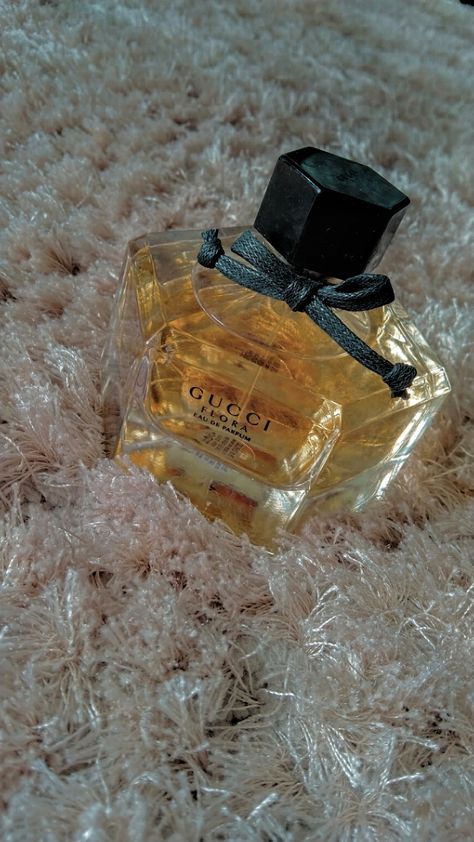 Gucci Perfume, Gucci Flora, Fragrances Perfume, Perfume Bottles, Fragrance, Gucci, Collage, Bedroom, Pins