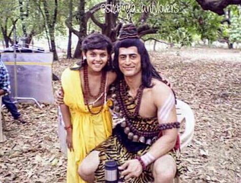 Dev Joshi as Little Rishi Markandeya and Mohit Raina Mohit Raina, Dev Joshi, Devon Ke Dev Mahadev, Devon, Behind The Scenes, Quick Saves, Art