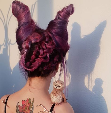 Super cute whimsical updo by @hair_pavlova - try our Plum + Smokey Mauve + Smokey Purple for a similar style! #lunartides #purplehair #halloween Halloween Hair Ideas, Easy Braided Updo, Hairstyles Elegant, Loose French Braids, Romantic Updo, Haute Hair, Spring Hair Color, Elegant Updo, Halloween Hair