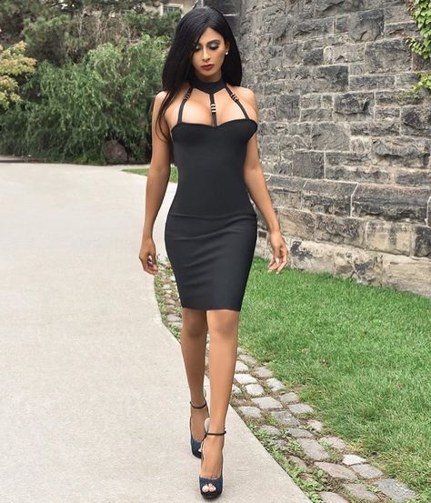 Trans Outfit, Transgender Women, Dress Spaghetti, Amelie, Women Girl, Little Black Dress, Bodycon Dress, Black Dress, Mini Dress