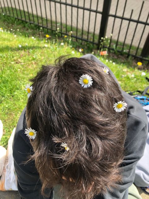 Boyfriend Hair, Instagram Captions For Friends, Creative Gifts For Boyfriend, Cute Texts For Him, Flower Boys, Spring Vibes, Fun Couple, Ideas For Instagram Photos, Spring Is Here