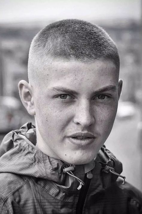 Buzz Cut Teenage Guy Hair ❤When it comes to teen boy haircuts, teenagers have always led the way in pushing boundaries and embracing change. So, without further ado, let's explore some of the top teen boy haircut trends that are making waves. ❤ #lovehairstyles #hair #hairstyles #haircuts #tennyboyhaircut #teenagehairstyle Trendy Teen Boy Haircuts, Trendy Mens Hairstyles, Teen Boy Haircut, Guy Hair, Boy Haircuts Short, Teenage Hairstyles, Boy Haircut