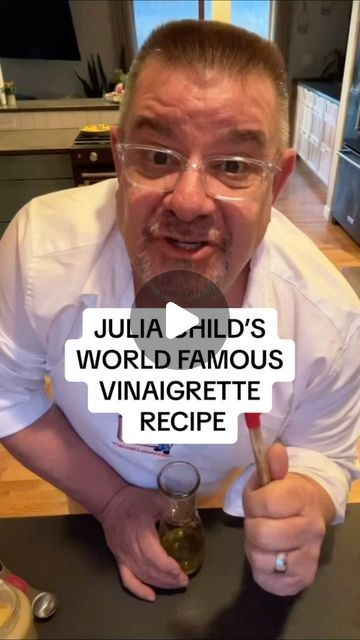 Daniel Cunningham on Instagram: "JULIA CHILD’S WORLD FAMOUS VINAIGRETTE RECIPE#JuliaChild #Recipe #Vinaigrette #Dressing #Marinade #TheOrganizerMan #fypシ" Julia Child Vinaigrette, Julia Childs Vinaigrette, Julia Childs Vinegarette, Homemade Vinegarette, Garlic Vinaigrette Dressing, Italian Dressing Recipe, 1960s Food, Salad Coleslaw, Julia Childs