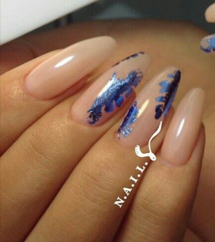 Blue foil Nails Blue Foil Nails, Nails With Foil, Bubble Bath Nails, Nails With Blue, Eye Palettes, Subtle Nails, Blue Foil, Foil Nails, Neutral Nails