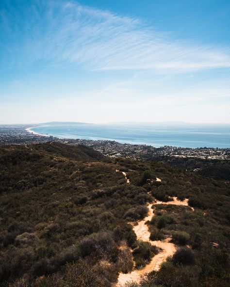 Hike the Temescal Canyon Trail in Los Angeles, California Los Angeles Hiking Trails, Los Angeles California Photography, La Hikes, Hikes In Los Angeles, Los Angeles Travel Guide, Cali Trip, Topanga Canyon, California Hikes, California Summer