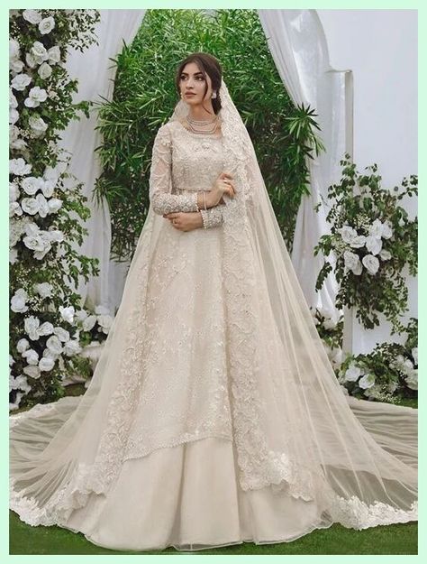 Nikah Dress Pakistani, Long Veils Bridal, Walima Dresses, Pakistani Bridal Lehenga, Nikah Dress, Walima Dress, Nikkah Dress, Asian Bridal Dresses, Latest Bridal Dresses