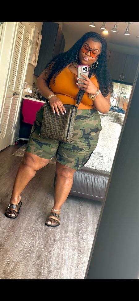 Camo Shorts Outfit Women Summer, Camo Shorts Outfit Black Women, Plus Size Outfit Ideas Summer, Grown Woman Outfits Summer, Plus Size Summer Outfits Black Women, Plus Size Summer Outfits Curvy Fashionista, Plus Size Baddie Outfits Summer, Plus Size Summer Outfit Ideas, Curvy Street Style