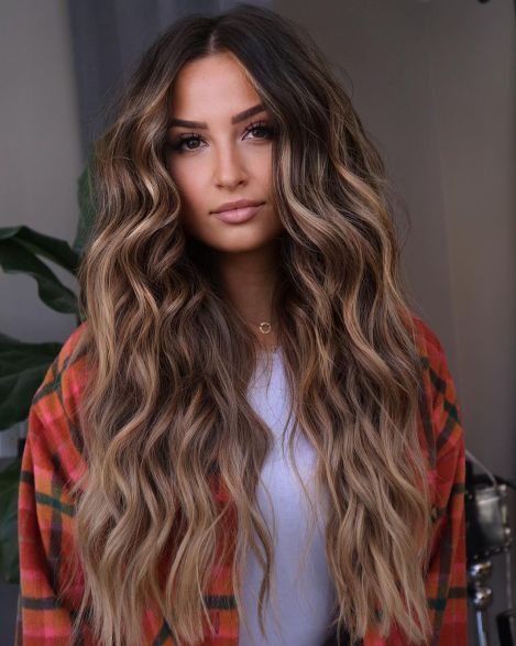 Fall 2022 Hair, Brunette Hair With Highlights, Caramel Hair, Caramel Highlights, Brown Hair Balayage, Trendy Hair Color, Brown Hair With Highlights, Fall 2022, Hair Envy