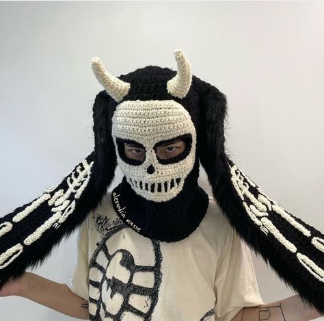 Crochet Skull Balaclava, Pfp For Halloween, Alexandria Masse, Skull Balaclava, Bunny Balaclava, Balaclava Crochet, Crochet Face Mask, Crochet Mask, Crochet Skull