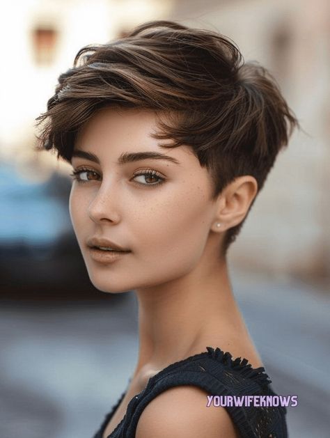 Traditional Pixie Haircut, Pixie Cuts For Square Faces, Short Hair With Shaved Side, Alice Haircut, Hairstyles For Pixie Cuts, Pixie Cut Undercut, Undercut Pixie Cut, Pixie With Undercut, Sleek Pixie