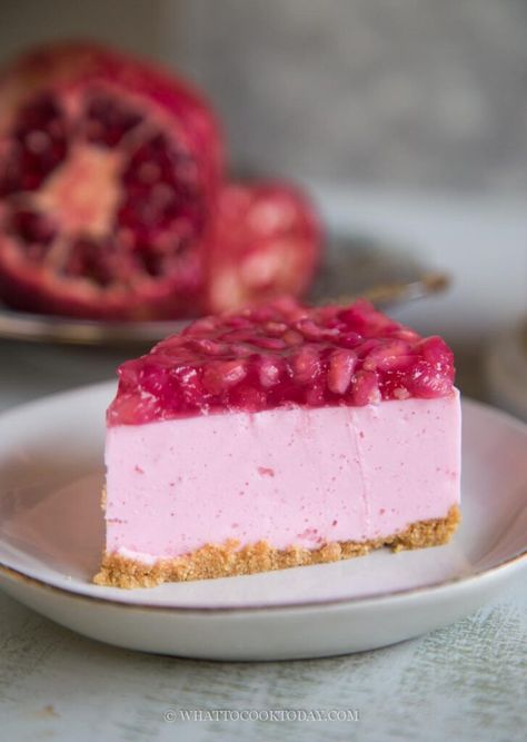 Pomegranate Yogurt Mousse Cake Yogurt Mousse Cake, Pomegranate Jelly, Yogurt Mousse, Biscuit Crust, Pomegranate Sauce, Mousse Cake Recipe, Creamy Yogurt, Creamy Desserts, Mousse Cake