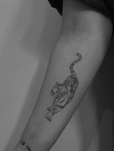 Linework Tattoo, Big Boi, Lily Tattoo, Cute Small Tattoos, Ink Artwork, Tiger Tattoo, Fine Line Tattoos, Blackwork Tattoo, Couple Tattoos