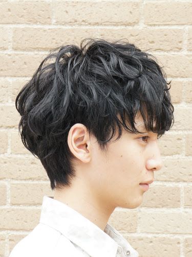 Short Ftm Haircuts, Short Blonde Curly Hair, Perm Hair Men, Ftm Haircuts, Short Permed Hair, Short Hair Cuts For Round Faces, Messy Haircut, Asian Haircut, Wavy Hair Men