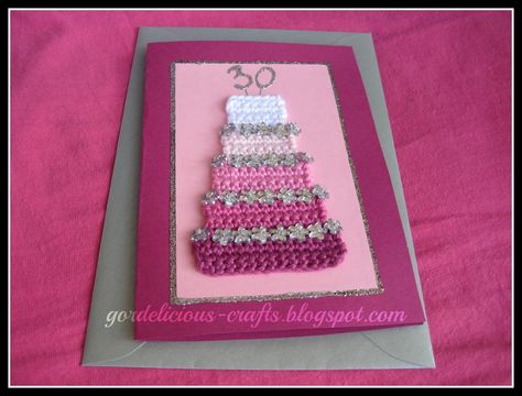 gordelicious creative crafts: Birthday card with crochet cake Crochet Birthday, Crochet Craft Fair, Crafts Birthday, Crochet Cake, Crochet Applique Patterns Free, Homemade Birthday Cards, 40th Birthday Cards, Make Your Own Card, Gift Tags Diy