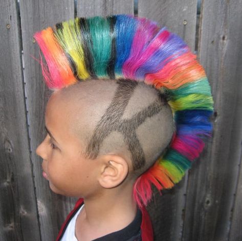 Boys Mohawk, Curly Mohawk Hairstyles, Crazy Hairstyles, Kids Hairstyles Boys, Short Mohawk, Black Boys Haircuts, Mohawk Haircut, Toddler Haircuts, Curly Mohawk