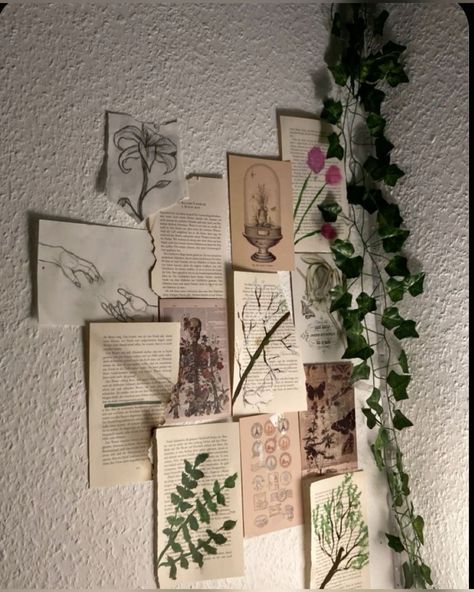 Fairy Core Wall Decor, Poetry Wall Bedroom, Dorm Room Wall Decor, Dream Bedroom Inspiration, Easy Room Decor, Diy Room Decor For Teens, Easy Diy Room Decor, Dorm Room Walls, Color Butterfly