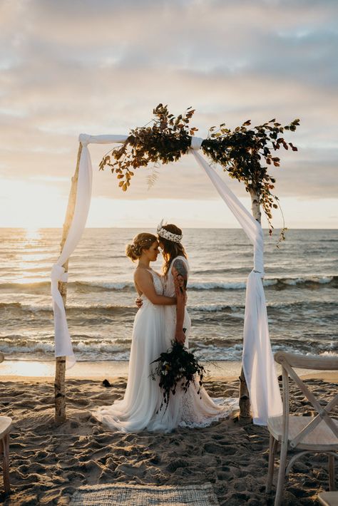 Beach Wedding Planning, Beach Wedding Decorations Reception, Beach Wedding Centerpieces, Beach Wedding Inspiration, Beach Wedding Photos, Lgbtq Wedding, Lesbian Wedding, Gay Wedding, Beach Theme Wedding