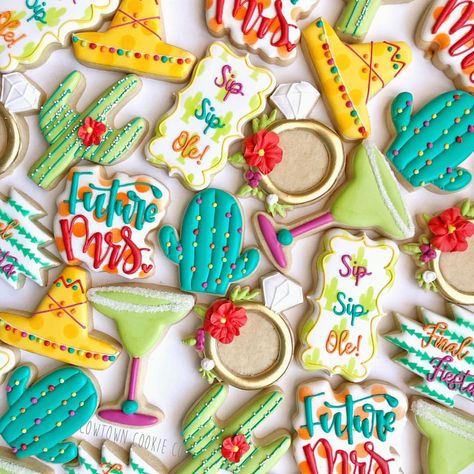 Last margarita as a Señorita 💃💃💃 Pool Balloon Arch, Last Splash Bachelorette Party, Engagement Party Cookies, Last Splash Bachelorette, Mexican Fiesta Bridal Shower, Bachelorette Party Cookies, Mexican Bridal Showers, Last Splash, Wedding Shower Cookies