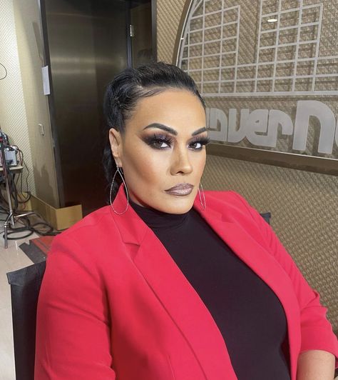 Tamina Snuka, Glossy Lips Makeup, Best Instagram Photos, Cool Instagram, Best Pics, Glossy Lips, Feb 8, Lip Makeup, Wwe