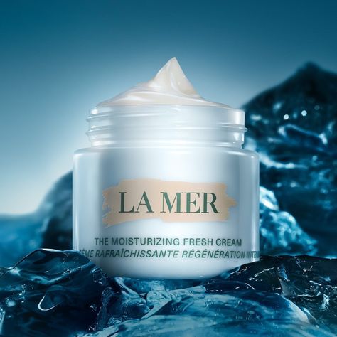 Transform your skin with the new Moisturizing Fresh Cream by La Mer💧 Designed to cater to oilier skin types the Moisturizing Fresh Cream is feather-light to the touch, and infused with Miracle Broth™ to balance sebum and defend against signs of aging. Receive your complimentary La Mer 3-piece deluxe sample gift* when you spend $550 or more on La Mer. Gift contains; The Concentrate 5ml, Concentrate Eye Cream 3ml, and The Moisturizing Fresh Cream 7ml. Shop online now via the link in bio, or ... Fresh Cream, Feather Light, Eye Cream, Oily Skin, Aging Signs, Your Skin, Skin Types, 3 Piece, Signs