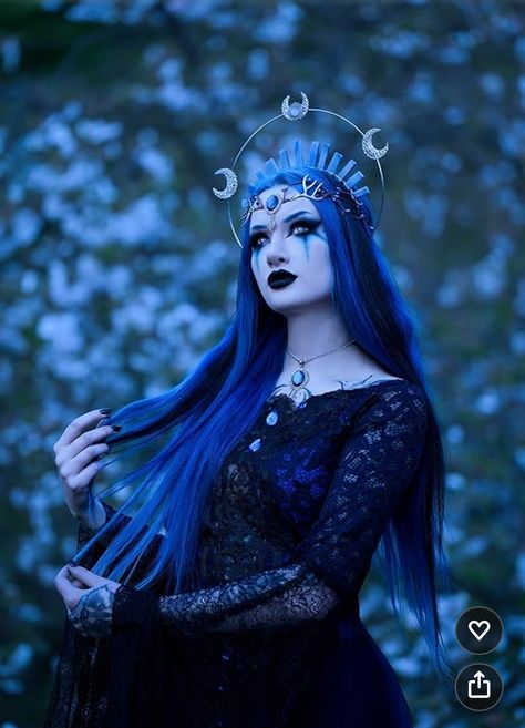 Moon Queen Costume, Celestial Being Costume, Mystic Halloween Costume, Lunar Witch Costume, Moon Goddess Cosplay, Cosmic Witch Costume, Celestial Witch Outfit, Celestial Halloween Costume, High Priestess Costume