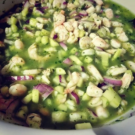 Agua Chile Recipe, Ceviche Recipe, Meat Meals, Hispanic Food, Mexican Foods, Seafood Dinner, Mexican Food Recipes Authentic, Limes, Mexican Dishes