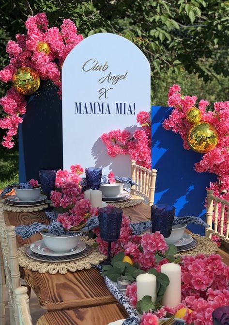 Mamma Mia Immagini Grinch, Mamma Mia Wedding, Greece Party, 17th Birthday Party Ideas, 17. Geburtstag, Dinner Party Ideas, Seventeenth Birthday, 17th Birthday Ideas, 21st Party