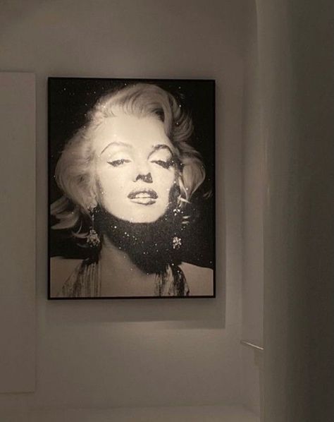 Canvas Modern Art, Vintage Woman, Wall Art Gallery, Art Interior, Fashion Wall Art, Inspiration Fashion, Art Vintage, Decor Interior Design, Marilyn Monroe