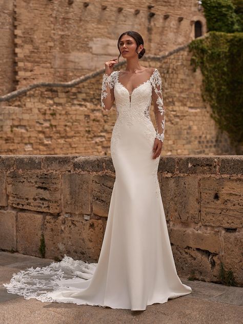 Val Stefani Wedding Dress, Wedding Dresses For 2023, Mermaid Bridal Dress, Wedding Dresses Sheath, Mermaid Lace Wedding Dress, Unusual Wedding Dresses, Bride Dress Simple, Elegant Bridal Gown, Chic Wedding Dresses