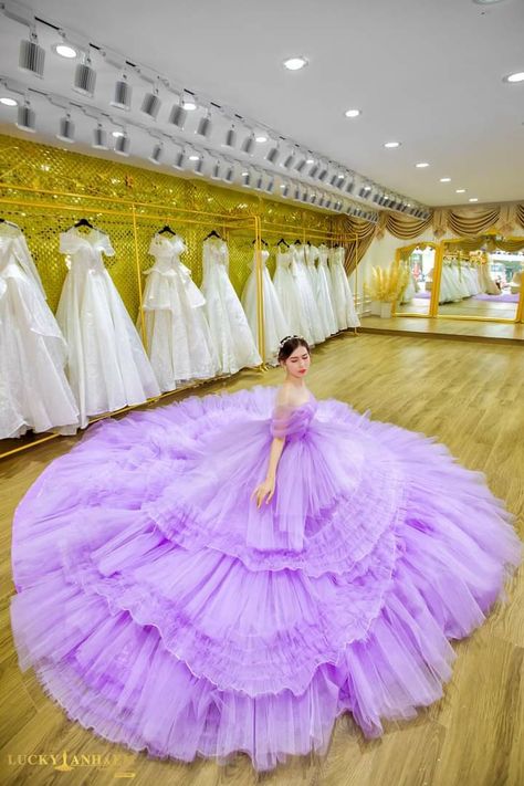 Poofy Dresses, Poofy Dress, Ball Room, Purple Things, Puffy Dresses, Princess Dresses, Casual Attire, Gown Wedding Dress, Princess Dress