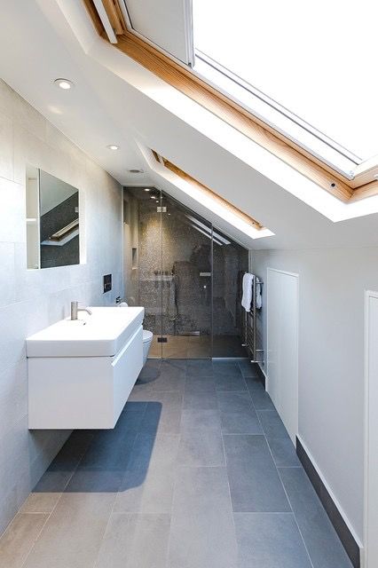 Georgian Renovation, Ensuit Bathroom, Loft Bathrooms, Loft Bathroom Ideas, Sloped Ceiling Bathroom, Bathroom London, Loft Ensuite, Small Attic Bathroom, Loft Attic