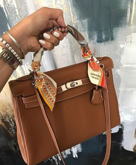 Hermes Kelly brown bag Handbag Hardware, Hermes Kelly Bag, Kelly Bag, Handbag Leather, Bags Aesthetic, Hermes Handbags, Brown Bags, Hermes Bags, Cute Bags