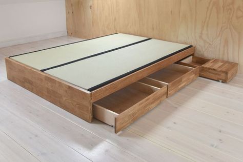 Oak Platform Storage bed frame with Tatami Mats and Drawers Open Wooden Double Bed Frame, Japanese Bed Frame, Oak King Size Bed, Wooden Double Bed, Double Bed With Storage, Japanese Bed, Tatami Bed, Storage Bed Frame, Farmhouse Bed