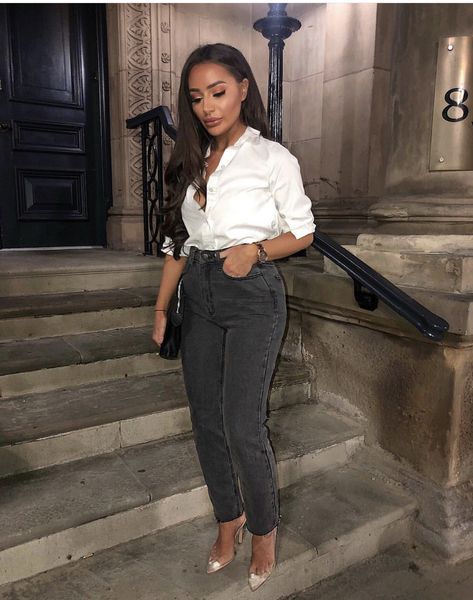 Sun ❄️ Date Night Looks, Wide Leg Denim Jeans, Casual Chique, Elegante Casual, Classy Casual Outfits, Stylish Work Outfits, Classy Casual, Casual Chic Outfit, Casual Work Outfits