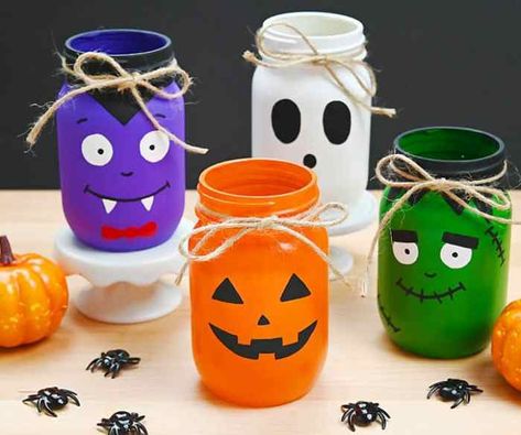 Halloween Clay Pots | How to Make Halloween Clay Pot Candy Jars Ghost In A Jar Diy, Halloween Clay Pots, Ghost In A Jar, Pet Ghost, Ghost Craft, Make Paint, Halloween Party Table, Halloween Jars, Halloween Mason Jars