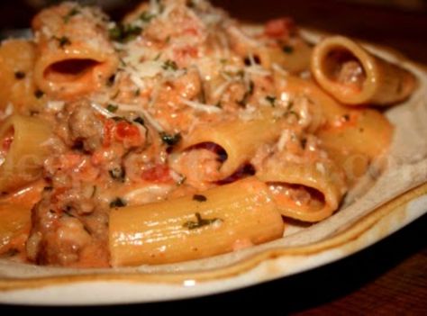 Italian Sausage Rigatoni with Creamy Tomato Sauce Sausage Rigatoni, Tomato Cream Sauce, Deep South Dish, Take A Bath, Pasta Sauce Recipes, Tasty Pasta, Deep South, Rigatoni, Sausage Recipes