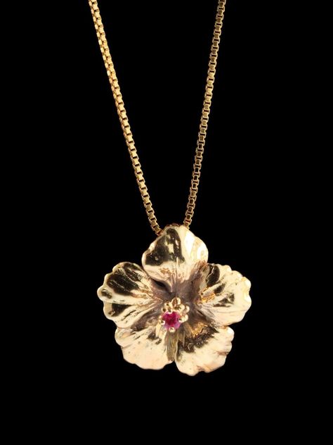 Hibiscus Necklace Gold With a Ruby Solid 14k Gold Flower Necklace Hawaiian Flower Hawaiian Jewelry Flower With Ruby Gift for Wife Ruby - Etsy Hibiscus Necklace, Gold Flower Necklace, Dope Jewelry Accessories, Hawaiian Flower, Hawaiian Jewelry, Gelang Manik, Jewelry Flower, Jewelry Accessories Ideas, Nail Jewelry