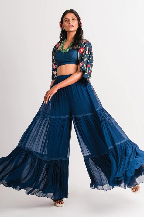 Dandiya Dress, Fusion Wear, Crop Top Jacket, New Kurti Designs, Bridal Lehenga Collection, Embroidered Pants, Satin Saree, Long Frocks, Indian Gowns