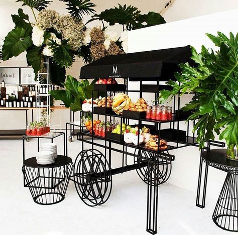 Green & Modern Candy Bar Green Backdrop With Flowers, Breakfast Cart, Backdrop With Flowers, Buffet Stations, Outside Fall Decor, Corporate Event Design, Sweet Carts, Fall Decor Dollar Tree, Pop Up Market