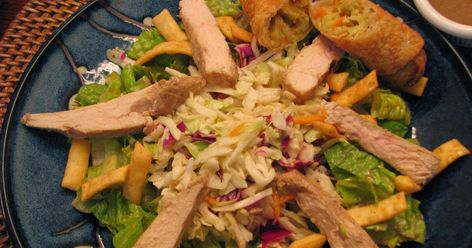 Sesame Salad Dressing, Asian Slaw Recipe, Asian Salad Recipe, Asian Chicken Salads, Marinating Chicken Breast, Honey Sesame, Asian Slaw, Sesame Dressing, Spinach Strawberry Salad