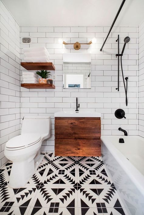 Farmhouse Bathroom Design, Cement Tile Shop, Bad Inspiration, Decor Baie, Bathroom Tile Designs, Small Bathroom Design, Dream Bathrooms, Bathroom Renos, Small Bathroom Remodel