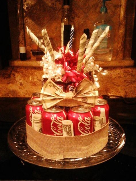 Soda pop cake Soda Can Cakes, Soda Pop Cake, Coke Gifts, Pop Cake, Sweet Sixteen Birthday Party Ideas, Cake In A Can, Cake Tower, Birthday Snacks, Money Cake