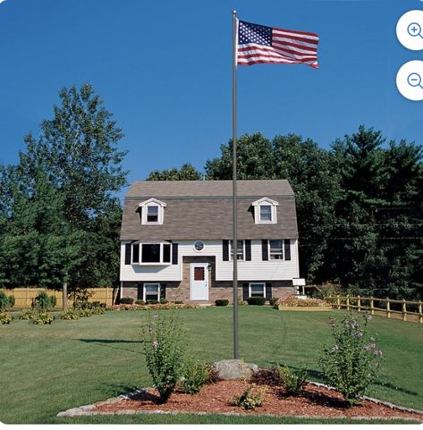 Flag Pole Landscaping Front Yards, Flag Pole Landscaping, Landscaping Front Yards, Ideas For Front Yard, Front Yards Curb Appeal, Small Yard Landscaping, Garden Garage, Garage Ideas, Small Yard