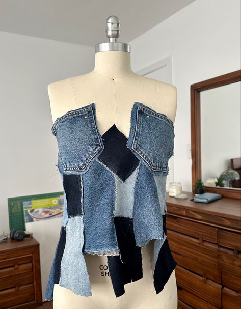 fashion design, denim top, patchwork, clothes, cute top Denim Tops Diy, Upcycled Denim Top, Recycled Outfits Diy, Blue Reworked Recycled Denim Jeans, Reworked Fitted Jeans In Recycled Denim, Denim Couture, Upcycling Jeans Ideas, Reworked Denim Top, Fitted Denim Tops With Patchwork