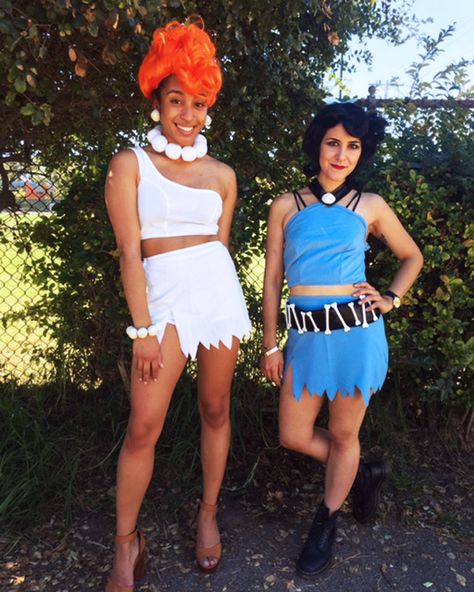 Wilma Flintstone and Betty Rubble - the perfect costume for you and your BFF Flinstones Wilma Costume, Wilma And Betty Costumes, Fantasia Flinstones, Wilma Costume, Rubble Costume, Betty Rubble Costume, Wilma Flintstone Costume, Flintstone Costume, Reindeer Makeup