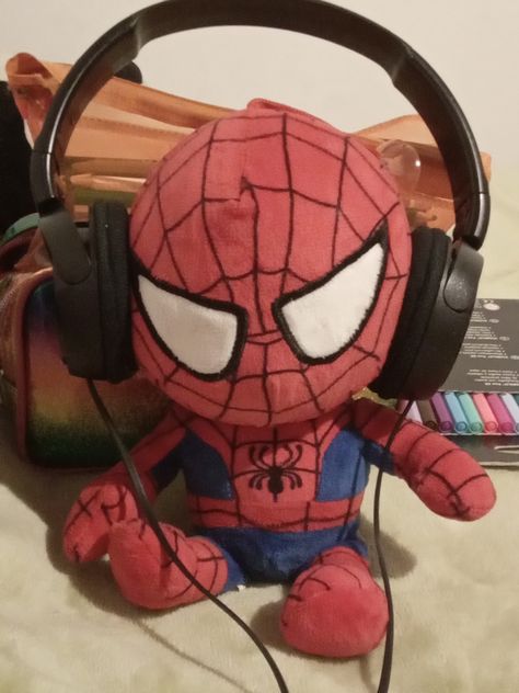 Spiderman Plush, Spider Plush, Spiderman Stuff, Spiderman Theme, Spaider Man, Spiderman 3, Best Superhero, Avengers Memes, Spider Gwen