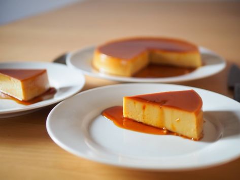 Japanese purin is a classic dish, but this plant-based version is a bit of a sweet twist. Flan Dessert, Caramel Flan, Custard Pudding, Soy Recipes, Red Algae, Fruit Jelly, Japanese Sweets, Classic Dishes, Sweet Snacks