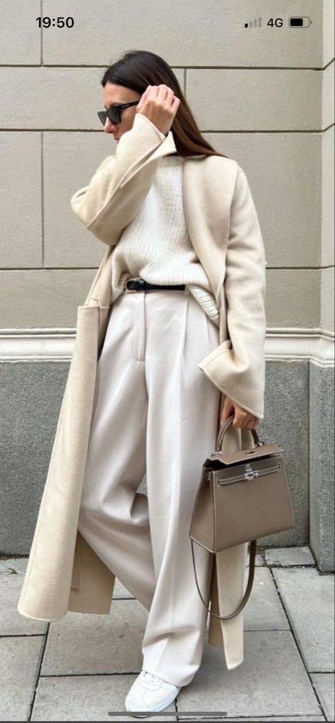 Tonal Winter Outfit, Winter White Trousers Outfit, All Cream Outfits For Women, Cream Pants Winter Outfit, Ivory Coat Outfit, Longline Coat Outfits, Ivory Pants Outfit, White Jeans Winter Outfit, Beige Winter Outfit